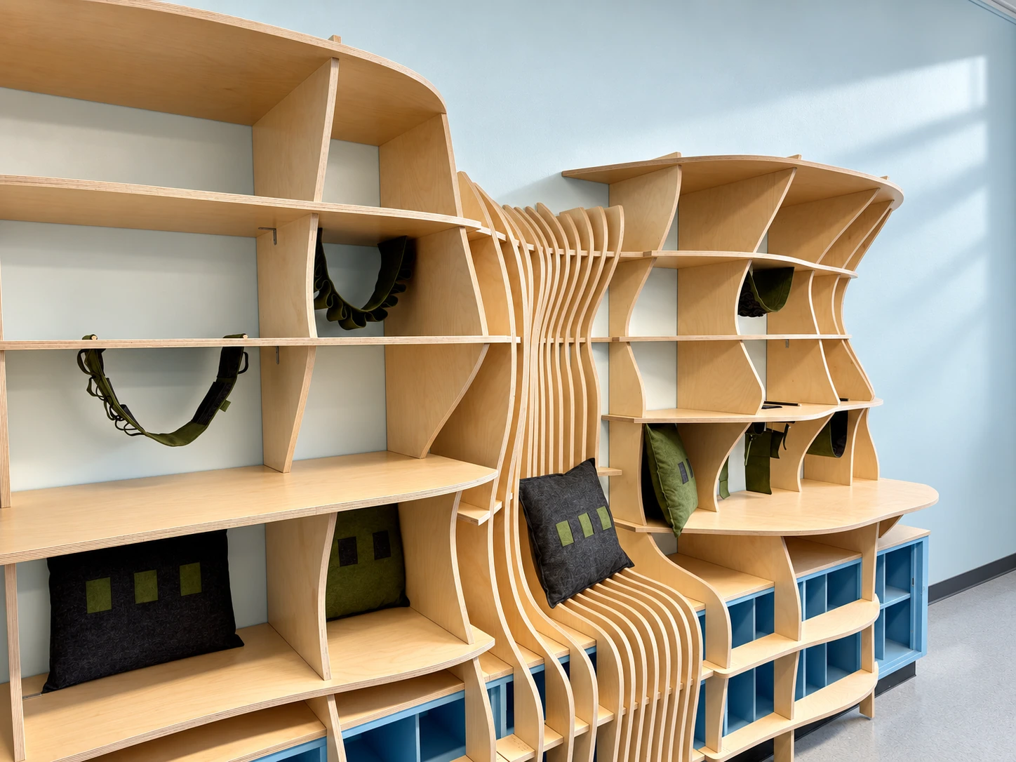 Built shelving installation